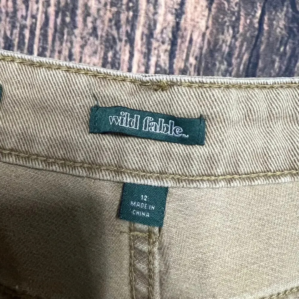 Wild Fable Women's Super High-Rise‎ Cutoff Shorts Tan/Green Size 12 Casual - Picture 3 of 4
